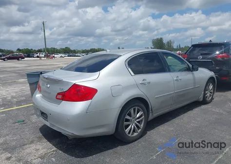 2013 Infiniti G37X из США, поврежденный, VIN JN1CV6AR7DM754951